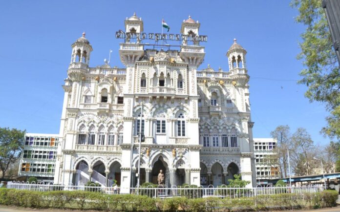 Solapur_Municipal_Corporation_building,_Indra_Bhuvan_credit_Alka_Kshirsagar