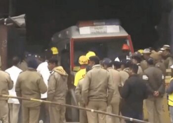 मजुरांची १७ दिवसांची ‘काळरात्र’ संपली; एनडीआरएफची टीम त्यांच्यापर्यंत पोहोचली