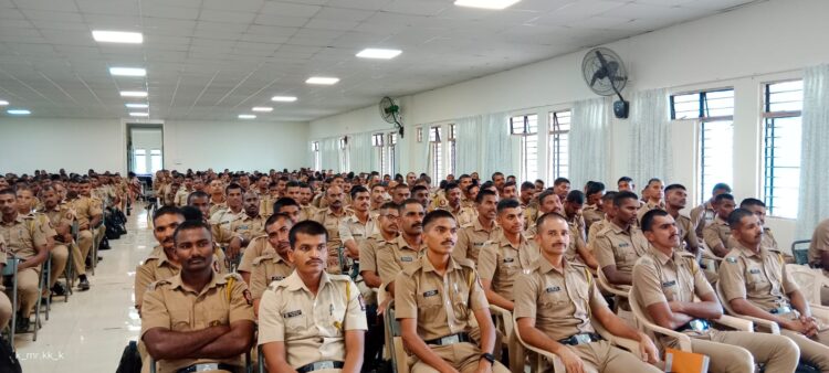 पोलीस प्रशिक्षण केंद्रामध्ये सायबर सुरक्षेचे धडे;सोलापूर विद्यापीठ व क्विक हिल फॉउंडेशनचा उपक्रम