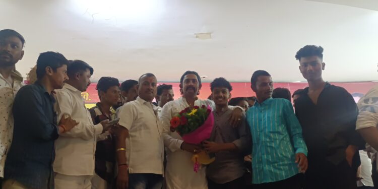 उद्योजक युवराज राठोड यांचा वाढदिवस उत्साहात संपन्न..