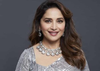 अभिनेत्री माधुरी दीक्षित भाजपकडून लोकसभा निवडणूक लढणार?