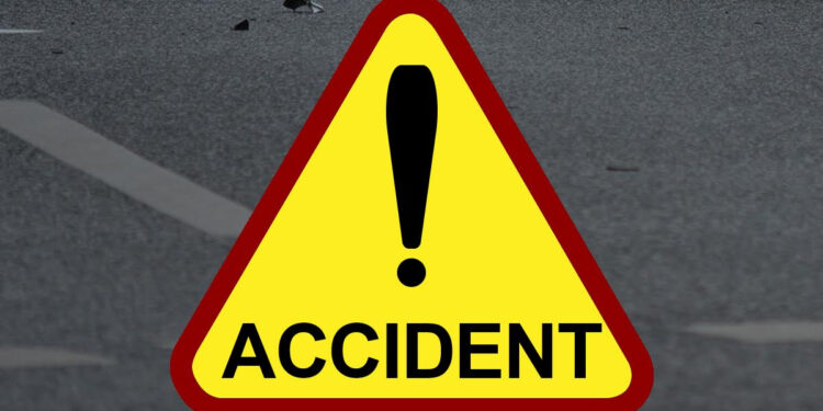 पुण्यात भीषण अपघात, दोघांचा जागीच मृत्यू