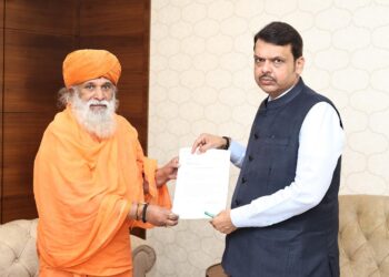 मराठा आरक्षणाचा निर्णय लवकर घ्यावा – खा डॉ जयसिध्देश्वर महास्वामीजी