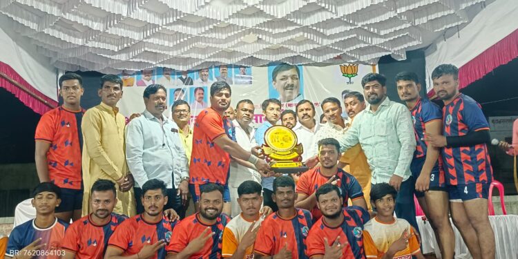 स्वराज्य स्पोर्ट्स क्लबला कबड्डी स्पर्धेचे विजेतेपद