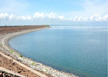 उत्तर महाराष्ट्राच्या धरणातून जायकवाडीत पाणी सोडणार; सुप्रीम कोर्टाचा मोठा निर्णय