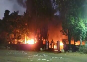 बीड जाळपोळ प्रकरणात 181 जणांची दिवाळी जेलमध्ये