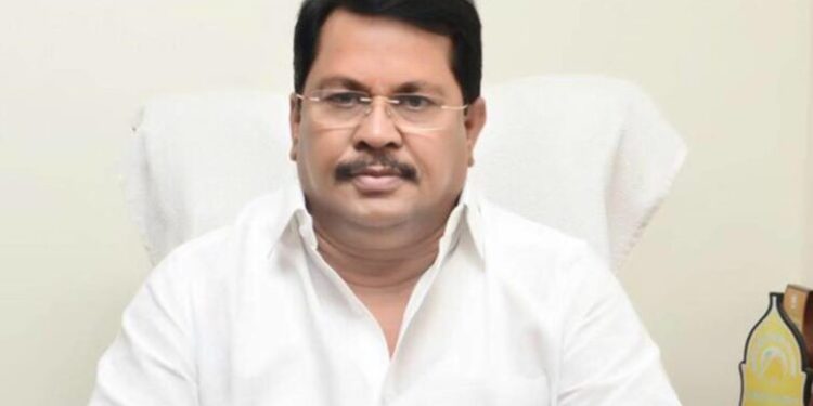 मनोज जरांगेंच्या भूमिकेला विरोध, विजय वडेट्टीवारांना जीवे मारण्याची धमकी