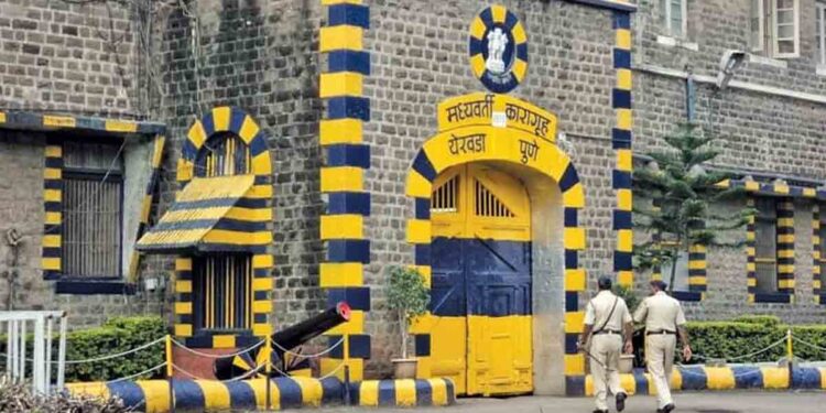 कुख्यात गुंड आशिष जाधव येरवडा कारागृहातून पळाला