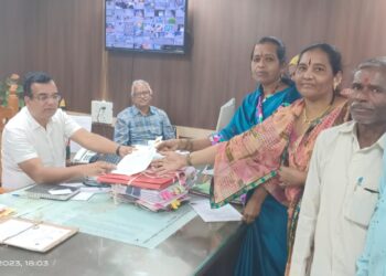 पारधी समाजातील युवकांना मुद्रा लोन द्या