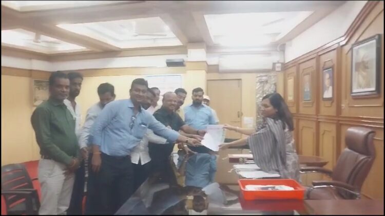 सोलापूरचे पहिले हुतात्मे शंकर शिवदारे यांचा पुतळा उभारण्याची वीरशैव व्हिजनची मागणी