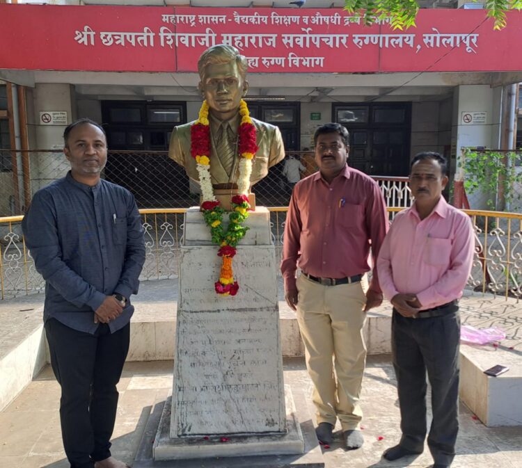 द्वारकानाथ कोटणीस यांच्या महान कार्याला सोलापूर महापालिकेचे अभिवादन