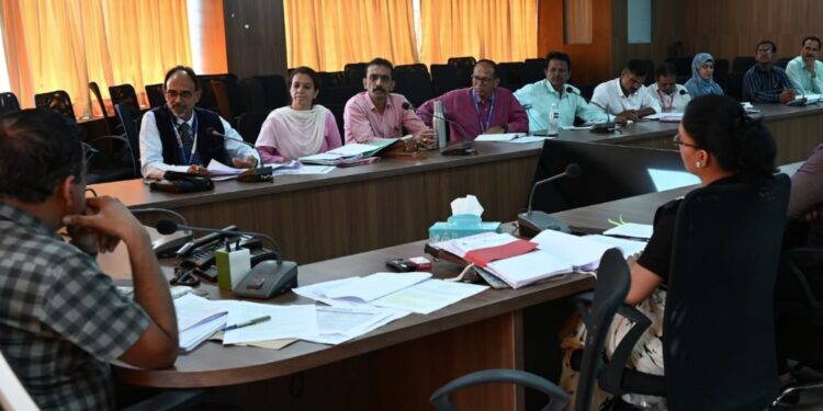 सर्व संबंधित शासकीय विभागानी अल्पसंख्याकांसाठी असलेल्या योजनांची प्रभावी अंमलबजावणी करावी-निवासी उपजिल्हाधिकारी दादासाहेब कांबळे