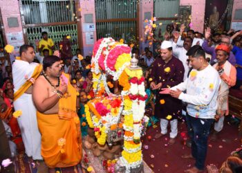 श्री वटवृक्ष स्वामी महाराज मंदीरात दत्त जयंती भक्तिभावाने संपन्न