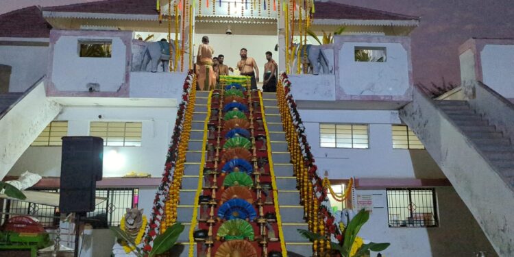 श्री अय्यप्पा स्वामी मंदिरात महापडी पुजा उत्साहात संपन्न…