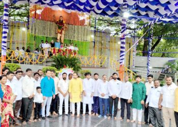 भारतरत्न डॉ.बाबासाहेब आंबेडकर यांच्या महापरिनिर्वाण दिनानिमित्त सोलापूर शहर राष्ट्रवादीच्यावतीने अभिवादन