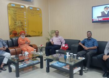 समांतर जलवाहिनीचा शिल्लक १४५ कोटी निधी त्वरित अदा होणार – डॉ.खा.जयसिद्धेश्वर महास्वामीजी