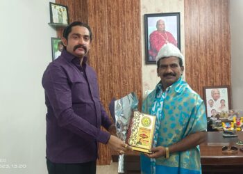 किसन जाधव यांचा सोनाई फाउंडेशनतर्फे करण्यात आला सत्कार