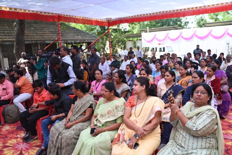 सर्वांच्या सहकार्यातून सोलापूरचे १०० वे नाट्यसंमेलन देशभरात पथदर्शक ठरेल : पालकमंत्री चंद्रकांतदादा पाटील