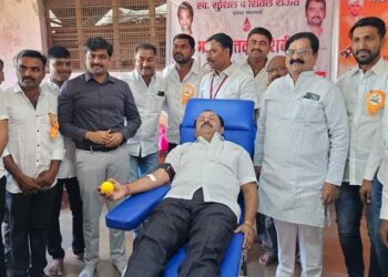 स्व.सुशिल-शितल राऊत यांच्या स्मरणार्थ रक्तदान शिबीर…