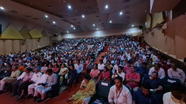 गीत रामायणासाठी हुतात्मा स्मृति मंदिर हाऊसफुल्ल…