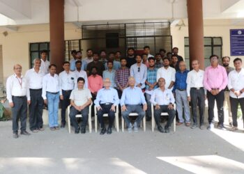 एस ई एस तंत्रनिकेतन येथे माजी विद्यार्थ्यांचा स्नेह मेळावा संपन्न