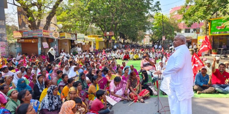 सोलापूरात औद्योगिक, क्षेत्रीय संप शंभर टक्के यशस्वी…..