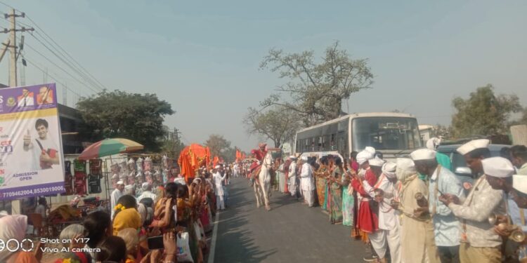 माघवारी मध्ये पंढरीत उत्साहात उभे रिंगण पुर्ण