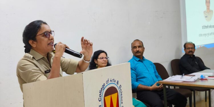 स्त्री-पुरुष विषमता मानणारी मानसिकता बदलणे काळाची गरज – डॉ.दिपाली काळे(पोलीस उपायुक्त)