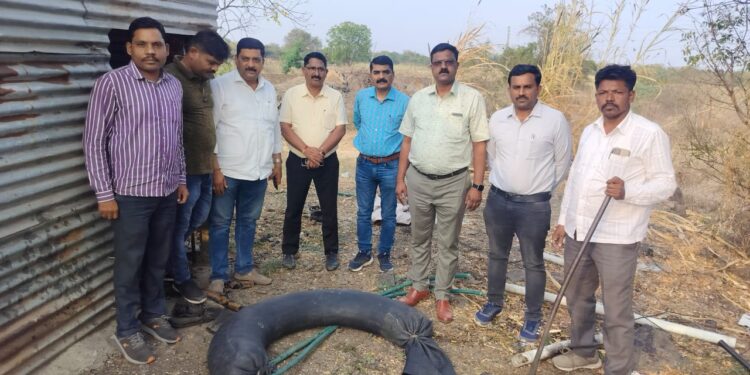 हातभट्ट्यांवर एक्साईज विभागाच्या धाडी; हातभट्टी दारु वाहतूक करणारी बोलेरोही ताब्यात