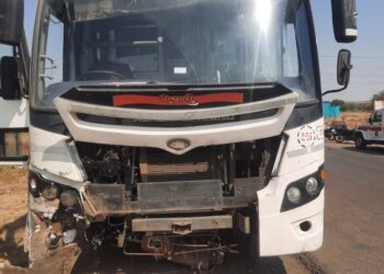 सोलापूर-बार्शी रस्त्यावर एसटी अन् दुचाकी अपघातात दोघे जागीच ठार