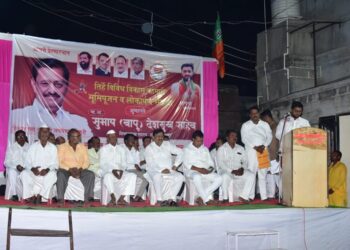 तिऱ्हे येथे होणार देशातील पहिला ब्रिज कम बंधारा : आ.देशमुख