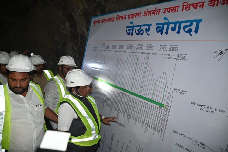 आरोग्य मंत्री तानाजी सावंत यांच्याकडून कृष्णा मराठवाडा प्रकल्प अंतर्गत उपसा सिंचन योजनांच्या कामांची पाहणी