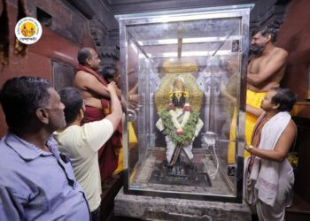 पंढरपूरच्या विठ्ठलास बुलेटप्रूफ काचेचे आवरण