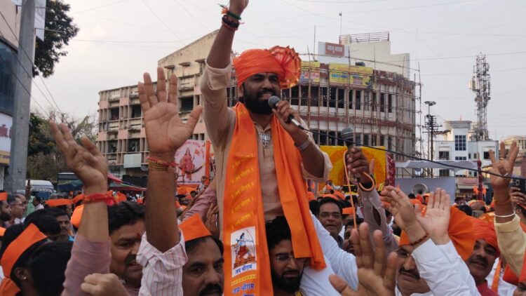 हिंदू बांधवांनी दिल्या घोषणा : आमदार राम सातपुते यांचा हिंदू नववर्ष महोत्सव समितीच्या शोभायात्रेत सहभाग