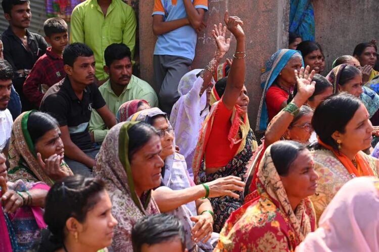 आमदार राम सातपुते आणि माजी मंत्री आमदार सुभाष देशमुख यांचा दक्षिण सोलापूरमध्ये झंजावाती दौरा