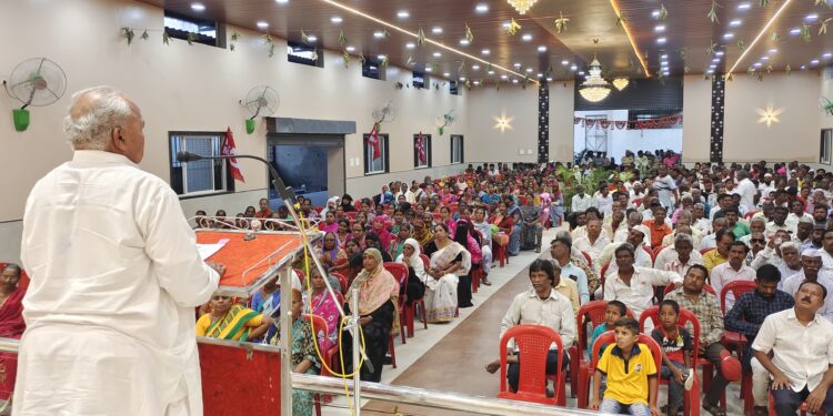 कामगार-शेतकरी विरोधी धर्मांध मोदी सरकारचा पायउतार करा – कॉ. नरसय्या आडम (मास्तर)