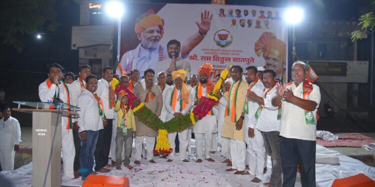 देशाच्या विकास आणि समृद्धीसाठी मोदी यांना पुन्हा पंतप्रधान करा