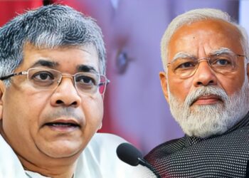 मोदी स्टंटबाज आहेत, यावेळी पंतप्रधान होणार नाहीत : प्रकाश आंबेडकर
