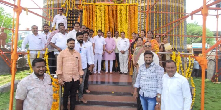 स्वराज्य रक्षक छत्रपती संभाजी महाराज जयंतीनिमित्त राष्ट्रवादीचे अभिवादन…..