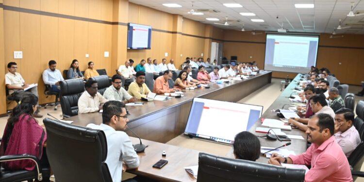 मान्सूनपुर्व सर्व कामे संबधित यंत्रणांनी वेळेत पुर्ण करावीत – जिल्हाधिकारी कुमार आशीर्वाद