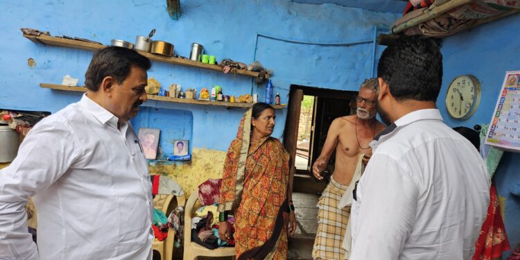 नुकसानग्रस्त भागाची आमदार सुभाष देशमुख यांच्याकडून पाहणी; दिले मदतीचे आश्वासन