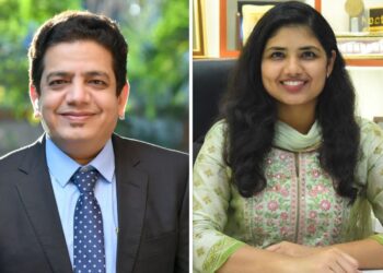 सोलापूरचे डॉ.मिलिद शहा व डॉ.नवल शहा यांना बुसान, साऊथ कोरिया येथे आमंत्रण