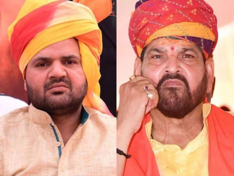 ब्रिजभूषण सिंह यांच्या मुलाच्या ताफ्यानं ३ बालकांन चिरडलं, दोघांचा जागीच मृत्यू