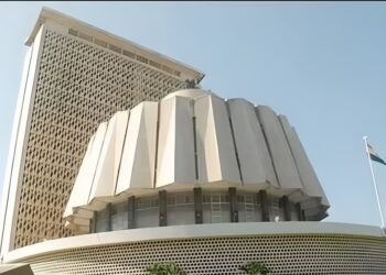 विधान परिषदेच्या निवडणुकीचे धुमशान, ११ जागांकरिता निवडणूक