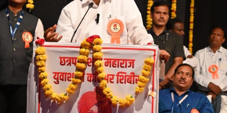 विद्यार्थ्यांनी विविध कौशल्ये आत्मसात करावीत-पालकमंत्री चंद्रकांत पाटील