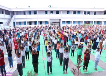 द.ह. कवठेकर प्रशालेत योग दिन संपन्न