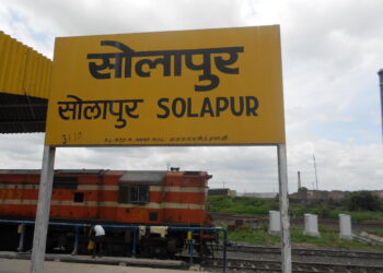 सोलापूर : रेल्वेतील फुकट्यांकडून तीन कोटींचा दंड वसूल