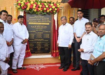 रेशीम उद्योगास चालना देण्यासाठी शासन कटीबद्ध : पालकमंत्री चंद्रकांत पाटील