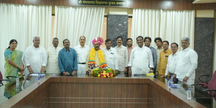 श्री मार्कडेय सोलापूर सहकारी रुग्णालयाचे व्हा. चेअरमन पदी रमेश श्रीहरी विडप यांची निवड