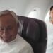 देशातील वारं बदललं, नितीश कुमार-तेजस्वी यादव एका विमानाने दिल्लीला